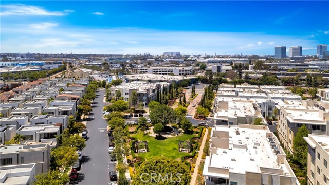 5325 Pacific Terrace, Hawthorne CA: https://media.crmls.org/medias/8e05a4fa-8443-4e56-9fd2-b529328a5330.jpg
