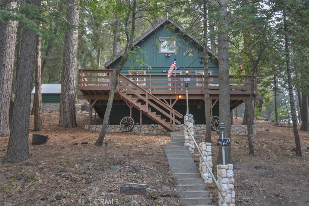 25907 Mile Pine