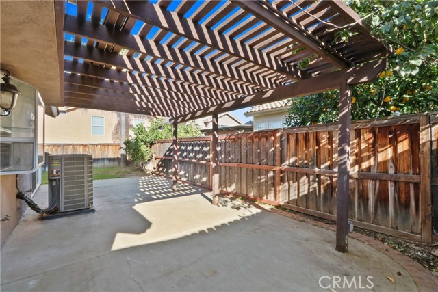 Detail Gallery Image 19 of 20 For 2475 Water, Corona,  CA 92882 - 3 Beds | 2/1 Baths