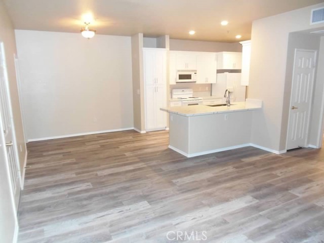 MLS# SW23103247