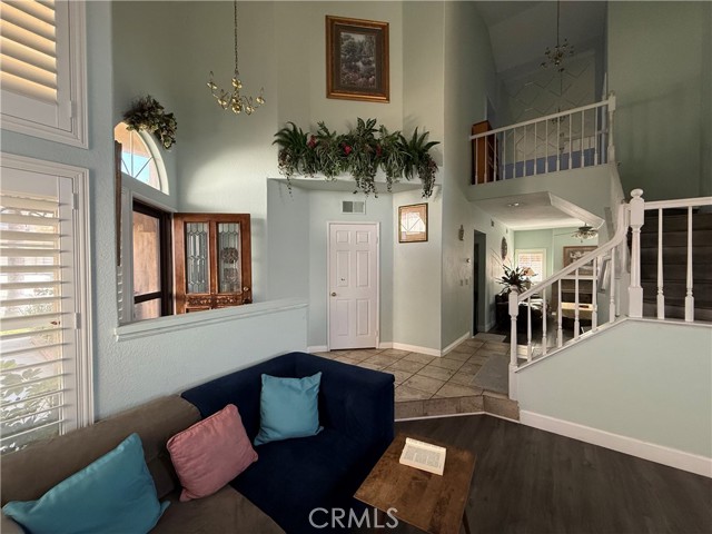 10237 Kernwood Court, Rancho Cucamonga CA: https://media.crmls.org/medias/8e070125-35ea-4928-bf80-6317c21ac9f8.jpg