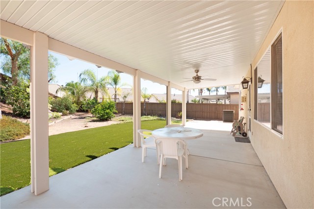 29100 Blue Spruce Circle, Menifee CA: https://media.crmls.org/medias/8e07c9d7-8c87-4749-a60c-eb502aae7df9.jpg