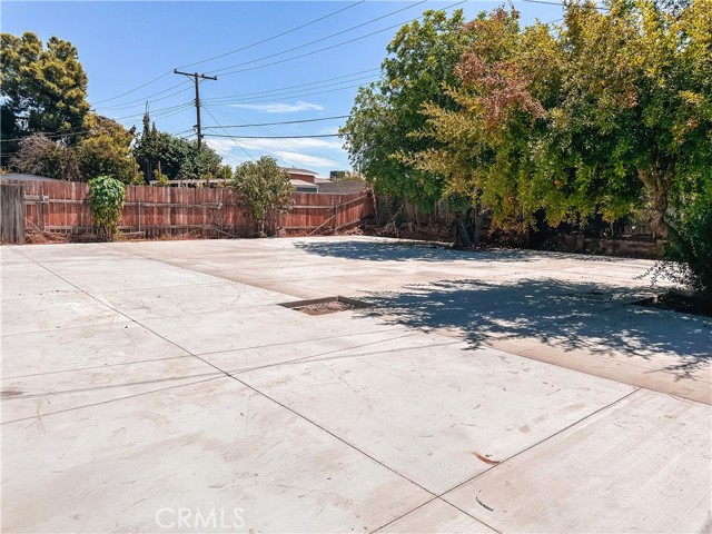 Detail Gallery Image 15 of 29 For 726 Arliss St #B,  Riverside,  CA 92507 - 2 Beds | 2 Baths