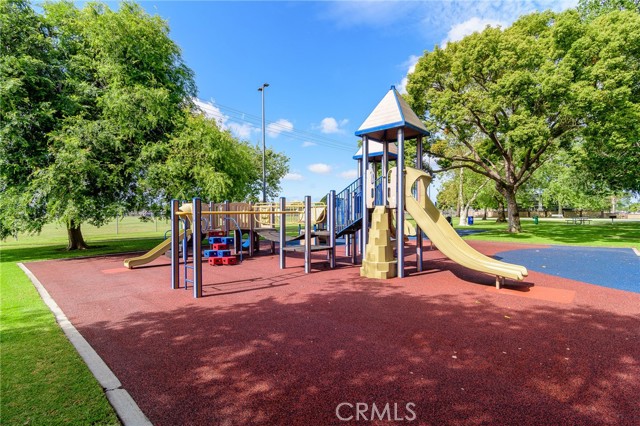 Image 29 of 32 For 6851 Reefton Avenue