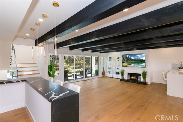 4651 Los Patos Avenue, Huntington Beach CA: https://media.crmls.org/medias/8e09daac-a7e9-41e7-82f8-7d685338d0a5.jpg