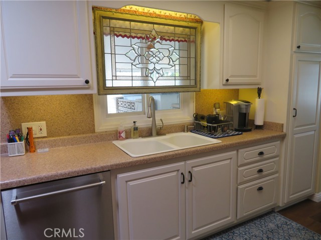 16927 Lake Ridge Way, Yorba Linda CA: https://media.crmls.org/medias/8e09e8ed-3b3c-40e5-ab87-c5c5c6f7dfdd.jpg
