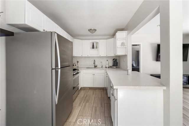 Detail Gallery Image 7 of 18 For 5629 Satsuma Ave #1/2,  North Hollywood,  CA 91601 - 1 Beds | 1 Baths