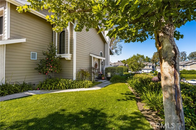 26065 Las Flores, Mission Viejo CA: https://media.crmls.org/medias/8e0b2ea6-b122-4c4c-b189-562e52b7f8c3.jpg