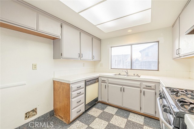 Detail Gallery Image 18 of 34 For 38659 Angele Trumpet Ct, Palmdale,  CA 93550 - 3 Beds | 2 Baths