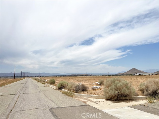0 Ramona Road, Apple Valley CA: https://media.crmls.org/medias/8e0b8f09-6566-4d16-a987-1ddb06827474.jpg