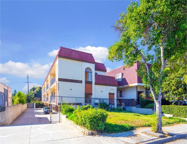 2608 West Alhambra Road photo 39