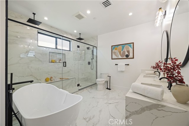 Detail Gallery Image 22 of 34 For 22002 Ocean Ave, Torrance,  CA 90503 - 4 Beds | 4/1 Baths