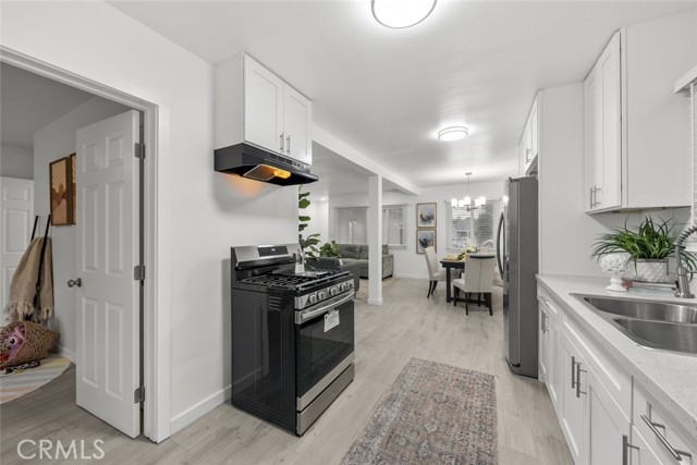 7228 Jamieson Avenue, Reseda CA: https://media.crmls.org/medias/8e0cbdf1-1340-452c-9695-cdb80747388f.jpg