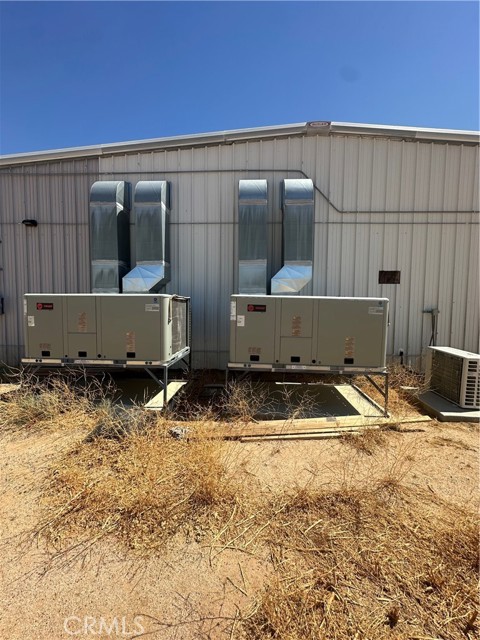 22639 Airport Way, California City, California 93505, ,Commercial Lease,For Rent,22639 Airport Way,CRPF24232956