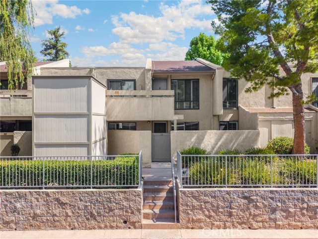 Detail Gallery Image 9 of 34 For 3020 Associated Rd #110,  Fullerton,  CA 92835 - 2 Beds | 2 Baths