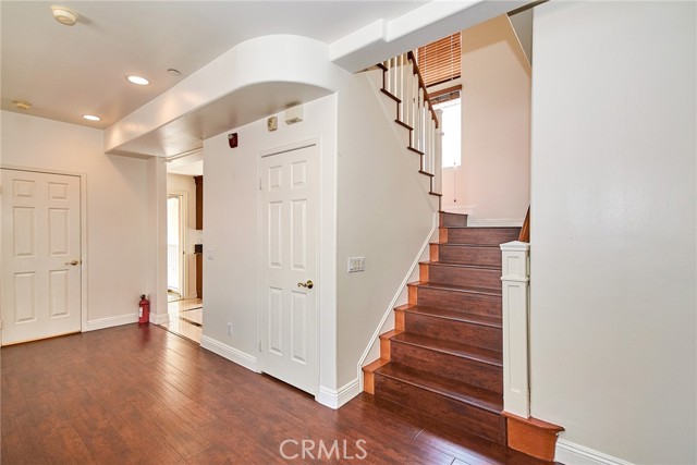 717 Arcadia Avenue, Arcadia CA: https://media.crmls.org/medias/8e0e2907-53a4-4f9f-96f2-5fd375811af2.jpg