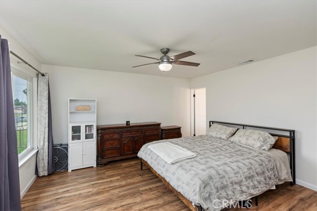 Image 28 of 43 For 22554 Pico Street