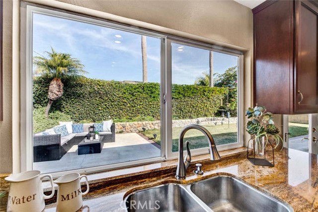 Detail Gallery Image 21 of 42 For 9641 Warburton Dr, Huntington Beach,  CA 92646 - 4 Beds | 2 Baths