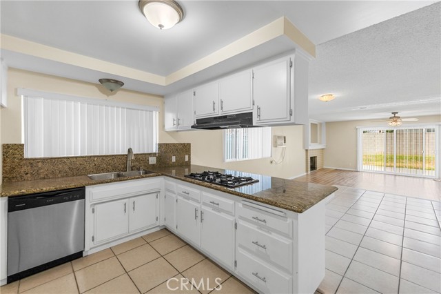 1145 W Bridger Street, Covina CA: https://media.crmls.org/medias/8e100723-c473-46e2-b272-79937082a882.jpg