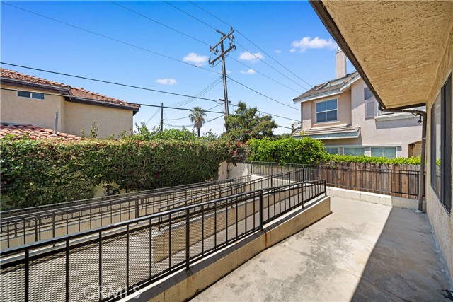 5223 Rosemead Boulevard, San Gabriel CA: https://media.crmls.org/medias/8e104c64-9ca7-49e0-9333-b1c708de4c36.jpg