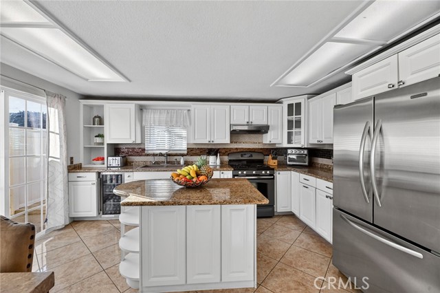 Detail Gallery Image 13 of 33 For 32869 Wildomar Trail, Wildomar,  CA 92595 - 3 Beds | 2 Baths