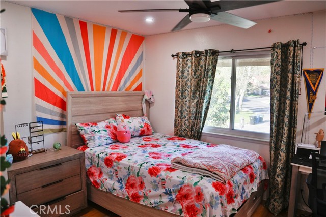 Detail Gallery Image 19 of 31 For 1129 Heatherview, Oak Park,  CA 91377 - 3 Beds | 2/1 Baths