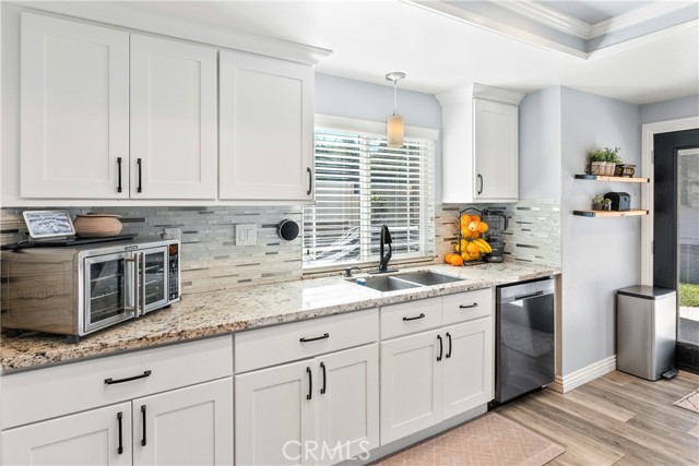 Detail Gallery Image 5 of 30 For 3544 Ganador Ct, Riverside,  CA 92503 - 3 Beds | 3 Baths