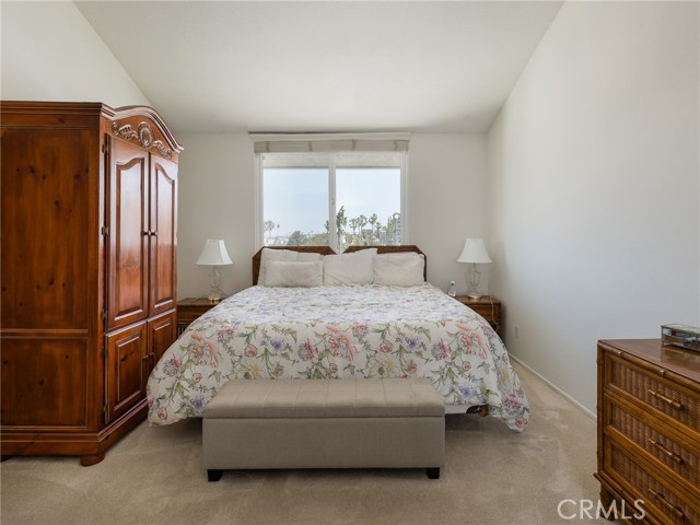 428 Esplanade, Redondo Beach, California 90277, 2 Bedrooms Bedrooms, ,1 BathroomBathrooms,Residential,Sold,Esplanade,SB23119318