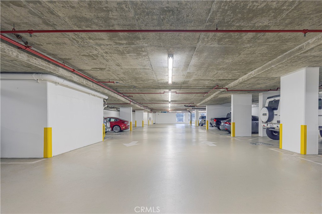 https://media.crmls.org/medias/8e12d082-b025-4196-8154-9c8c8382a082.jpg?preset=X-Large
