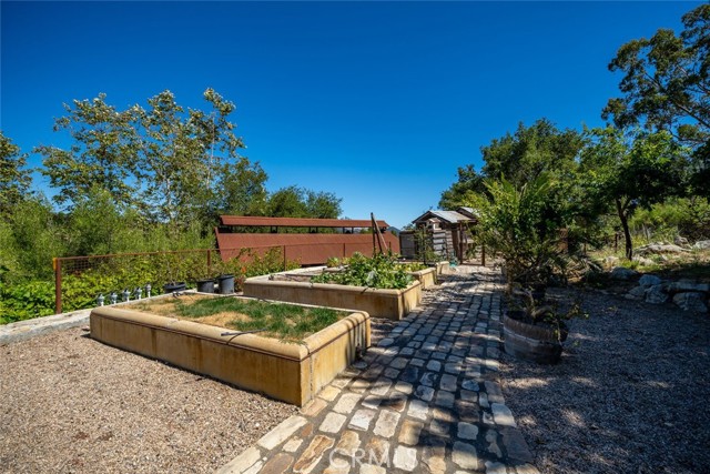 1155 Carpenter Canyon Road, Arroyo Grande CA: https://media.crmls.org/medias/8e14dca4-b4b8-409f-8362-6feb9c3e91e1.jpg