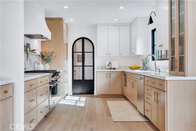 Detail Gallery Image 16 of 51 For 470 Camino De Encanto, Redondo Beach,  CA 90277 - 4 Beds | 3 Baths