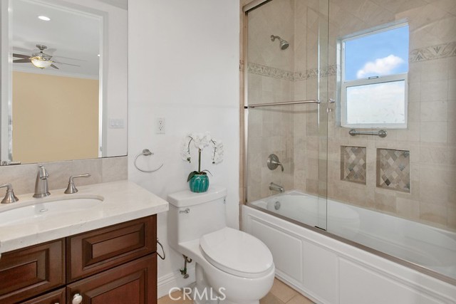 4818 Lemona Avenue, Sherman Oaks CA: https://media.crmls.org/medias/8e158060-e7b6-47a3-9561-20844215362c.jpg