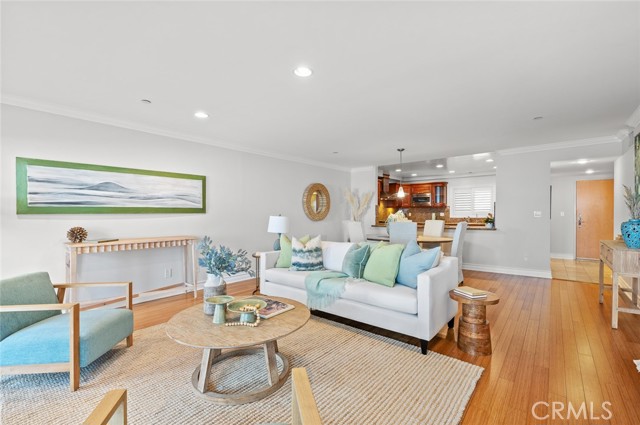 1828 Glendon Avenue, Los Angeles CA: https://media.crmls.org/medias/8e15bc7e-96eb-4a7a-9491-058efecae2fa.jpg