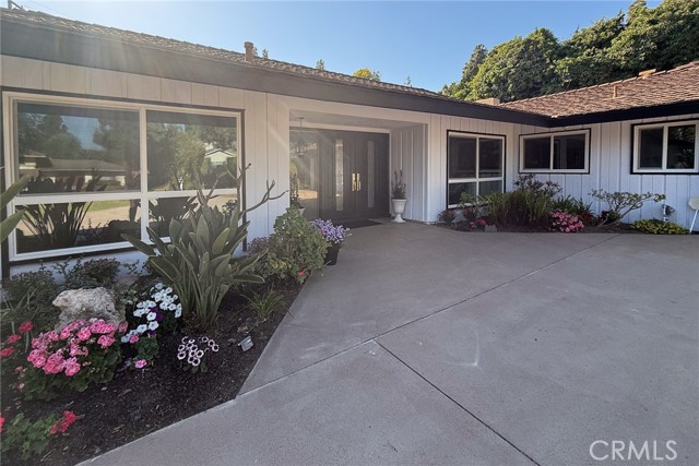 2225 Terraza Place, Fullerton CA: https://media.crmls.org/medias/8e17470e-f3e0-4e41-a5a5-c058b005cfd9.jpg