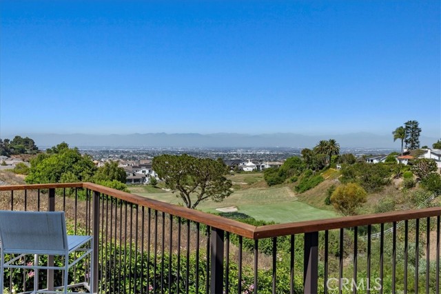 94 Buckskin Lane, Rolling Hills Estates, California 90274, 4 Bedrooms Bedrooms, ,3 BathroomsBathrooms,Residential,Sold,Buckskin,SB24164285