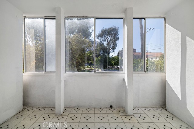 Detail Gallery Image 20 of 42 For 1101 Lincoln Bld 1a,  Santa Monica,  CA 90403 - 2 Beds | 2 Baths