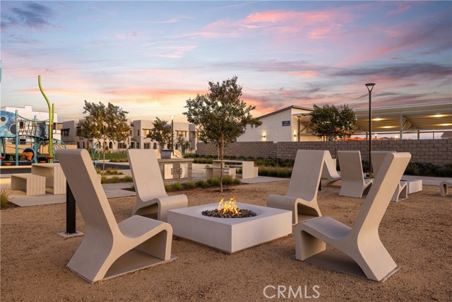 Detail Gallery Image 6 of 13 For 3443 East Moonstone Dr, Ontario,  CA 91761 - 3 Beds | 2/1 Baths