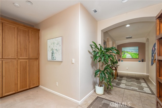 403 Montebello Oaks Drive, Paso Robles CA: https://media.crmls.org/medias/8e1b430c-e35c-4a64-8b7f-46baa0f77d05.jpg
