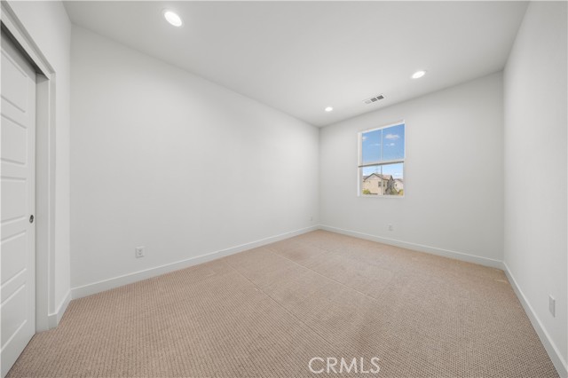4016 E Peony Paseo, Ontario CA: https://media.crmls.org/medias/8e1b439b-9dd4-49ed-a3ff-2c0197b40a34.jpg