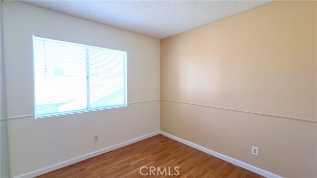 7960 Eugenia Avenue, Fontana CA: https://media.crmls.org/medias/8e1b7743-ca80-434c-8840-a65209c802d2.jpg
