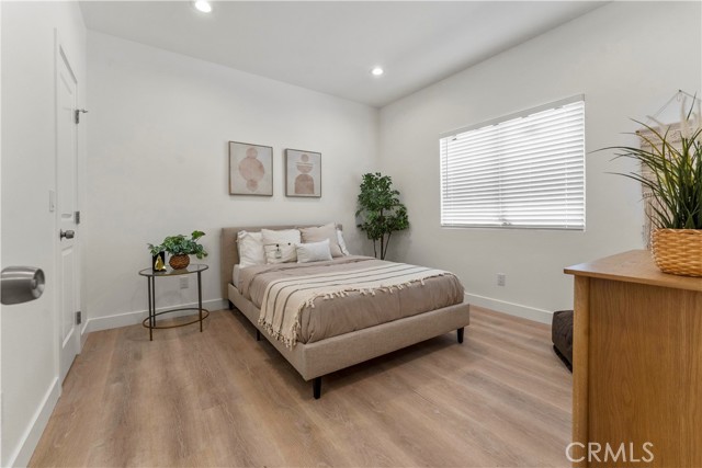 Detail Gallery Image 8 of 14 For 10695 Mckeen St, Garden Grove,  CA 92843 - 4 Beds | 2 Baths