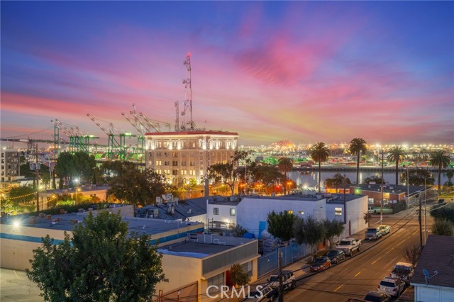 Detail Gallery Image 29 of 32 For 273 W 8th St, San Pedro,  CA 90731 - 4 Beds | 3/1 Baths