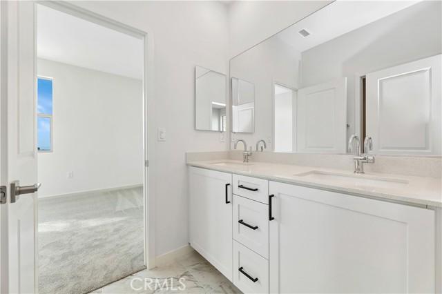 Detail Gallery Image 33 of 67 For 15800 Conservatory Dr, Fontana,  CA 92336 - 5 Beds | 4/1 Baths