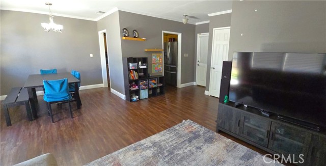 16701 Chatsworth Street, Granada Hills CA: https://media.crmls.org/medias/8e1bd198-cd25-4f94-bca2-70bc6a757d9e.jpg