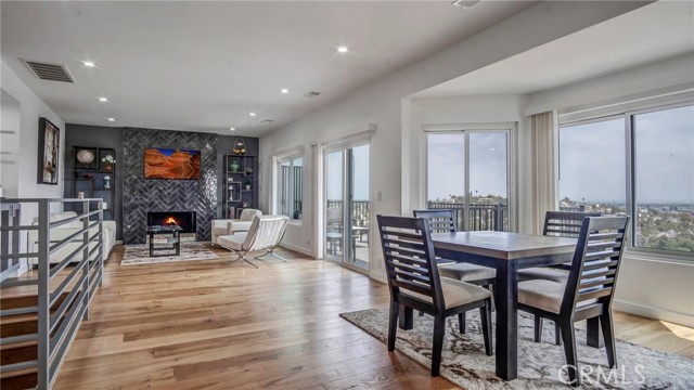 Detail Gallery Image 8 of 42 For 4124 Barrett, Los Angeles,  CA 90032 - 5 Beds | 4/1 Baths