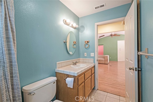 4940 Papaya Road, Forest Ranch CA: https://media.crmls.org/medias/8e1c98ff-33f7-4fe5-aced-06357f361f00.jpg