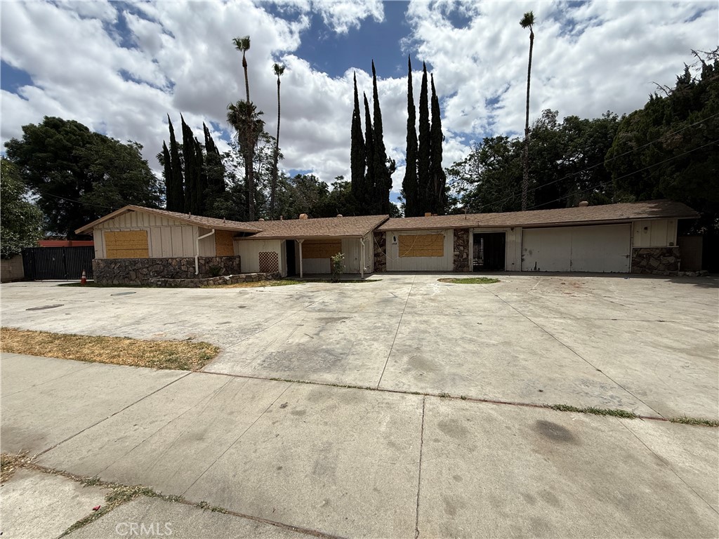 1810 Rivera
