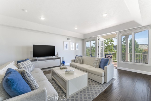 Detail Gallery Image 1 of 36 For 34300 Lantern Bay Dr #107,  Dana Point,  CA 92629 - 2 Beds | 2 Baths