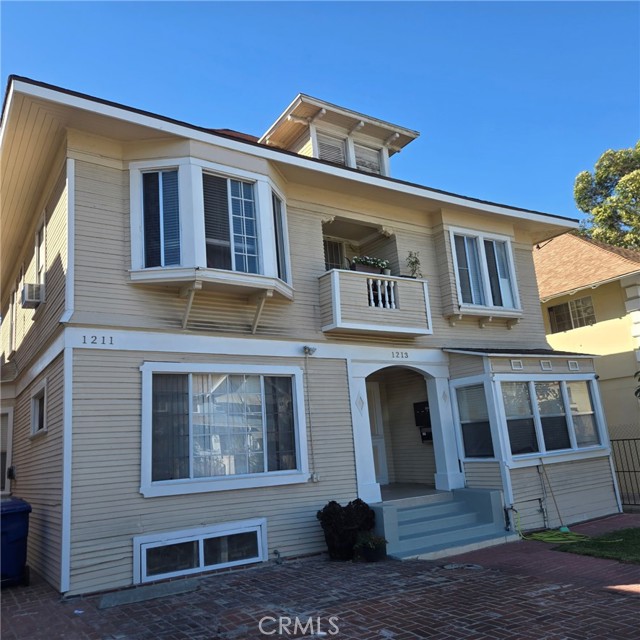 Detail Gallery Image 2 of 10 For 1211 Elden Ave., Los Angeles,  CA 90006 - – Beds | – Baths