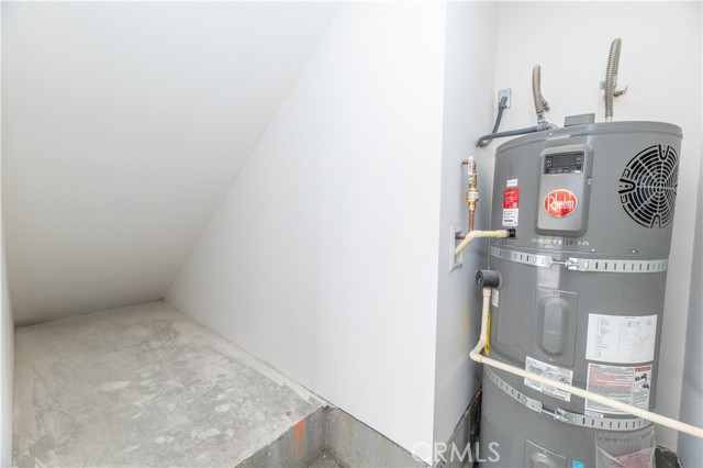 Detail Gallery Image 39 of 63 For 14410 Bing Ave, Fontana,  CA 92335 - 2 Beds | 2 Baths